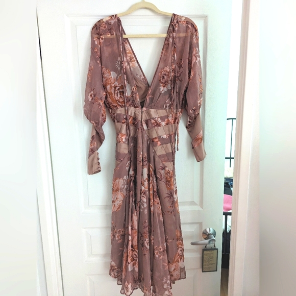 ASOS Midi Floral Dress - Picture 4 of 4